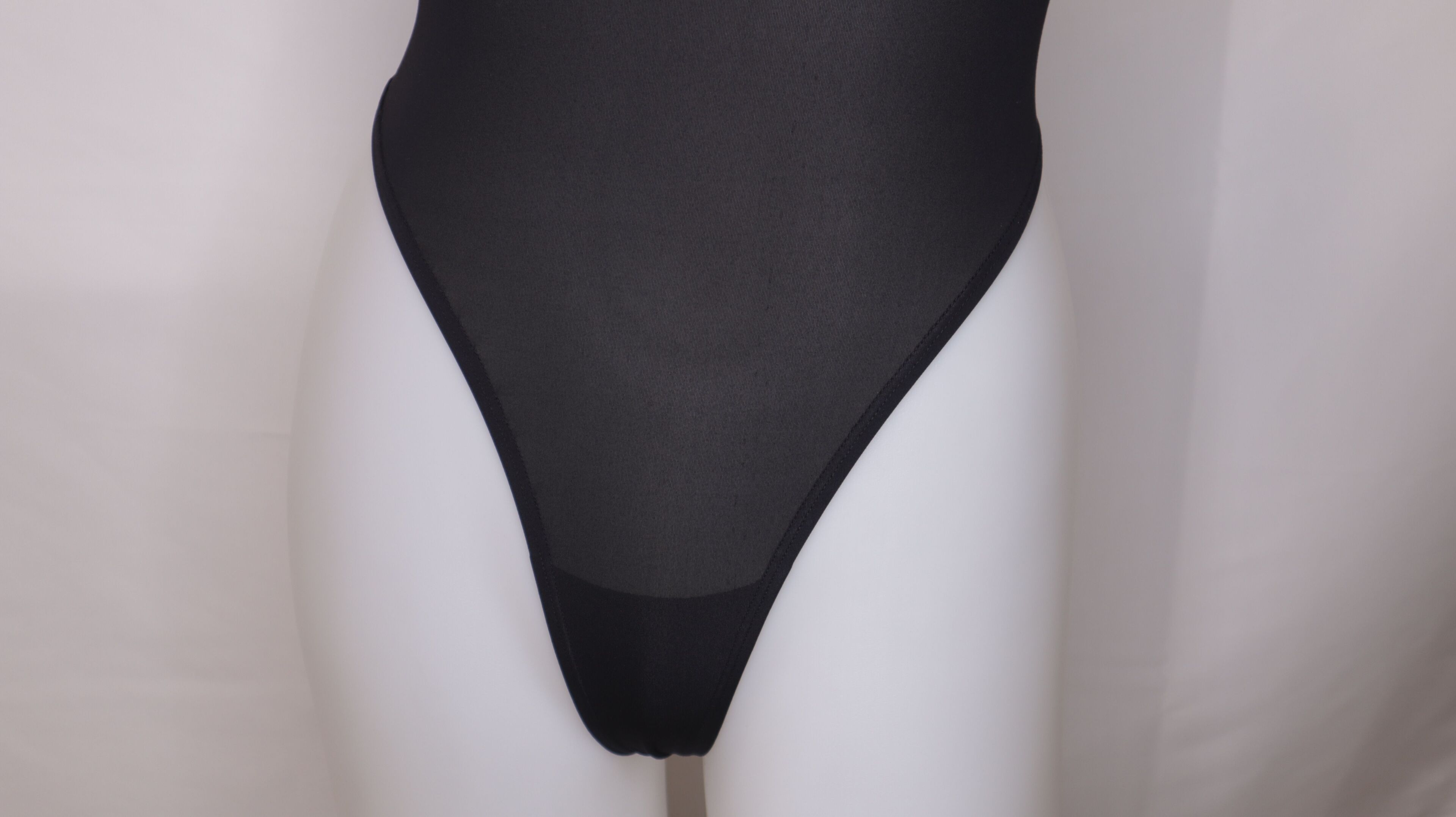 【SWIMHXBY】　競泳水着 レディース　ガールズ 280 ハイレグモデル　黒　無地　ストレッチ極薄素材 N3