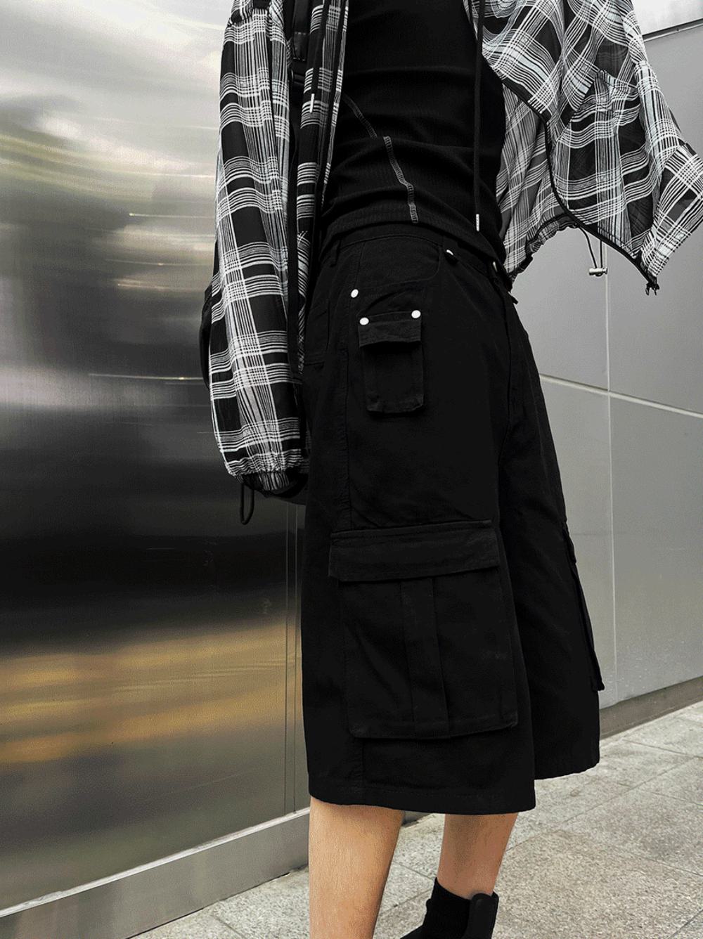 Rakuten - [COSYHARU]Multi Pocket Cargo Bermuda Shorts