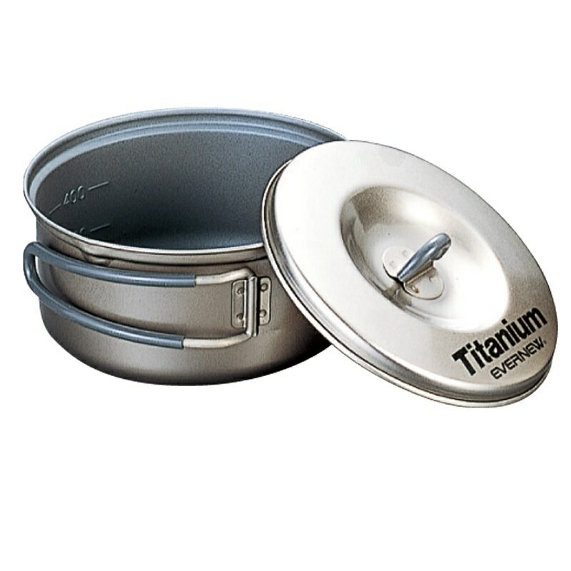 商品情報仕様サイズ：径12.4×深さ5.2cm容量：600ml(目盛付き)質量：120g素材：チタニウム、内側セラミック樹脂コート取っ手部シリコンチューブ付き日本製注意事項モニターの発色によって色が異なって見える場合がございます。EVERN...