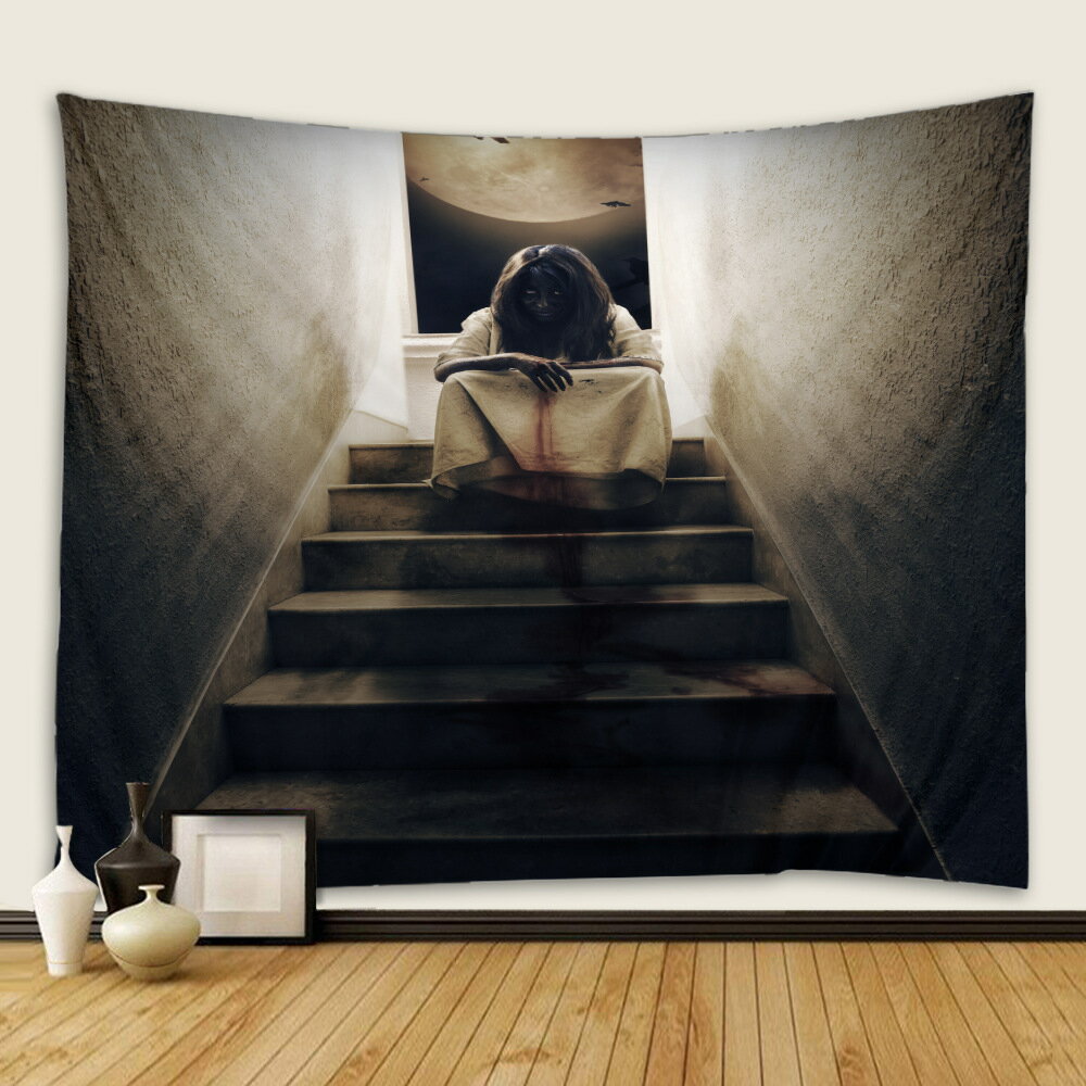 150×130cm タペストリー 背景布 S07階段女鬼 ハロウィン お化け屋敷 文化祭 恐怖 ホラー ウォールデコ..