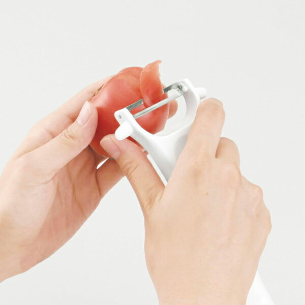 貝印　KAI KITCHEN　セレーションWピーラー　DH8170