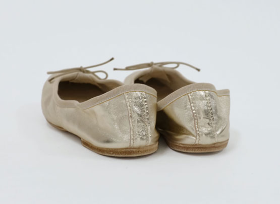 PORSELLI �᥿��å��쥶���Х졼���塼��