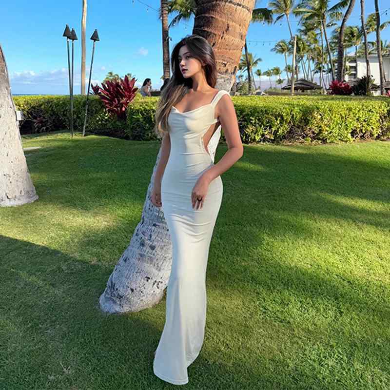 春 コーデ レディース ファッション オシャレ カワイイ シンプル きれいめ ナチュラル 上品カジュアル 婦人服 ビッグ スカート アメリカン パーティー ドレス 海辺 バカンス バケーション