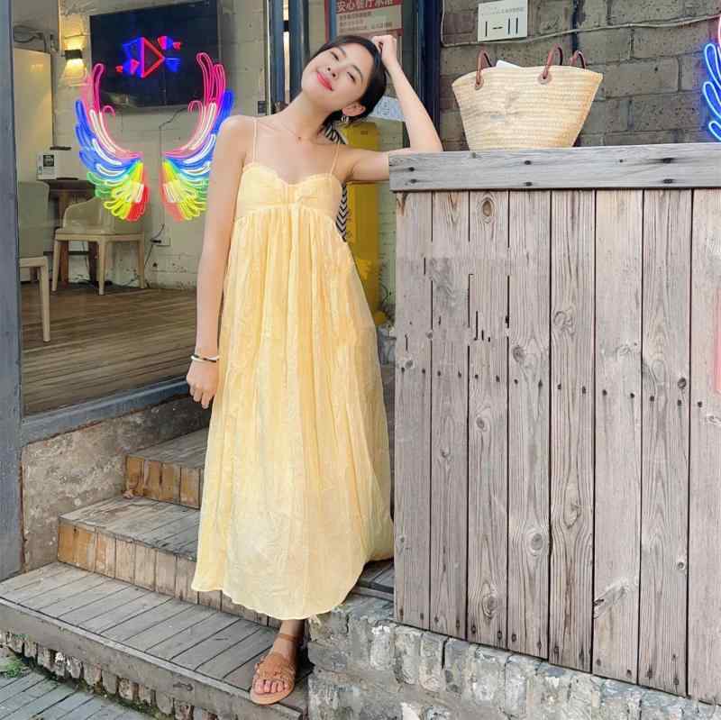 春 コーデ レディース ファッション オシャレ カワイイ シンプル きれいめ ナチュラル 上品カジュアル 婦人服 旅行 服 フェアリー 海辺 バカンス バケーション プリーツ ドレス