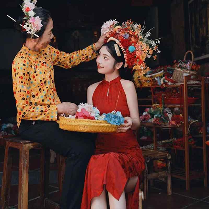 春 コーデ レディース ファッション オシャレ カワイイ シンプル きれいめ ナチュラル 上品カジュアル 婦人服 ドレス チャイナ 夏 赤 ノースリーブ