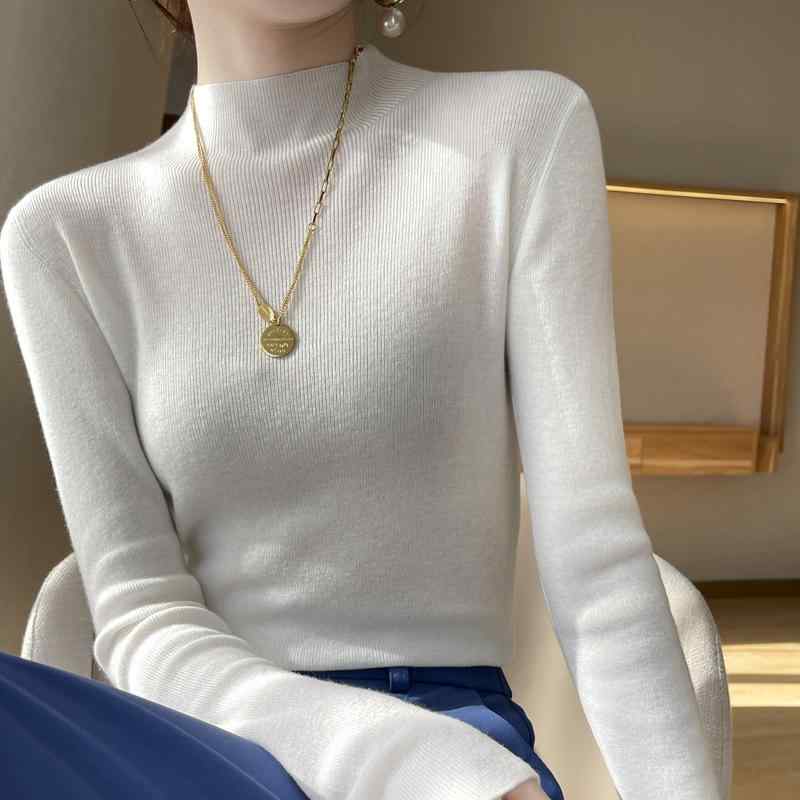 春 コーデ レディース ファッション オシャレ カワイイ シンプル きれいめ ナチュラル 上品カジュアル 婦人服 トップス ハーフ タートルネック タイトフィット レイヤリング シャツ インナー ニット セーター ミッド ネック