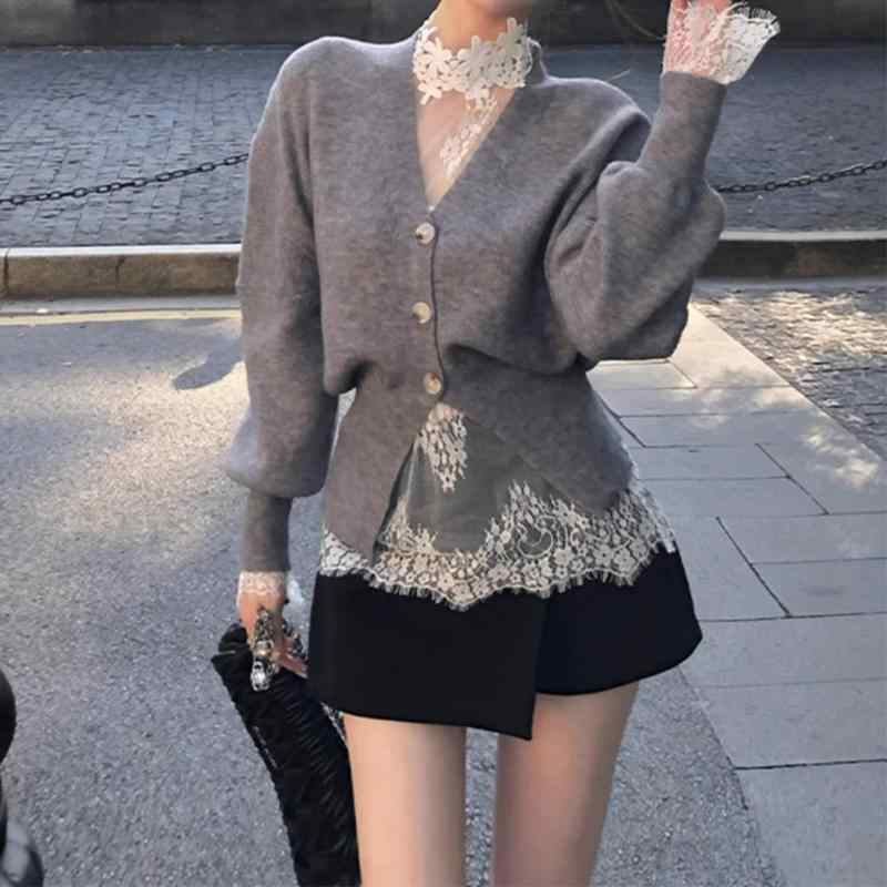 春 コーデ レディース ファッション オシャレ カワイイ シンプル きれいめ ナチュラル 上品カジュアル 婦人服 Vネック ボタン付き ハイエンド スリム セーター ニット カーディガン レース レイヤリング トップス
