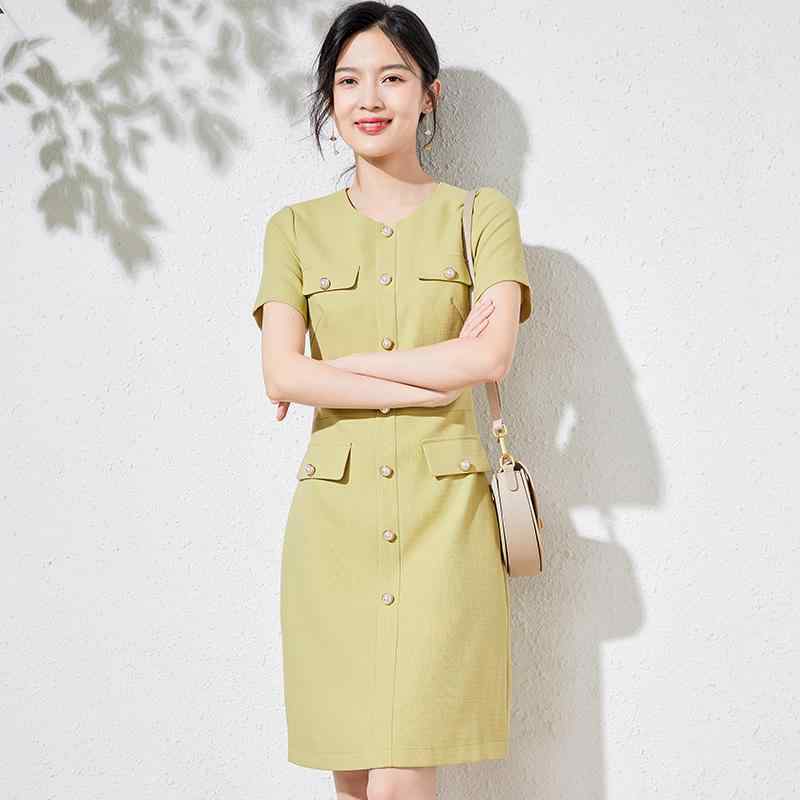 春 コーデ レディース ファッション オシャレ カワイイ シンプル きれいめ ナチュラル 上品カジュアル 婦人服 フレンチ OL 無地 ドレス 夏 シンプル ライト イエロー スリム 半袖(4)