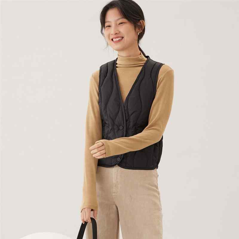 春 コーデ レディース ファッション オシャレ カワイイ シンプル きれいめ ナチュラル 上品カジュアル 婦人服 Vネック 薄手 極寒 防寒 ベスト ロー カラー 防寒 アウターベスト