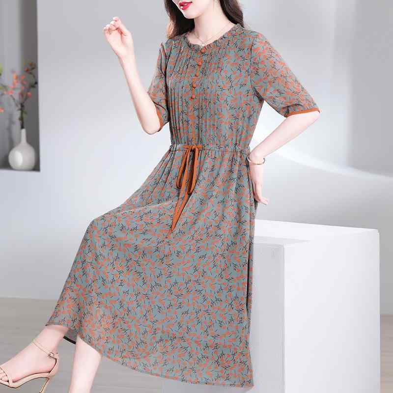 春 コーデ レディース ファッション オシャレ カワイイ シンプル きれいめ ナチュラル 上品カジュアル 婦人服 ビッグ 花柄 夏 スカート