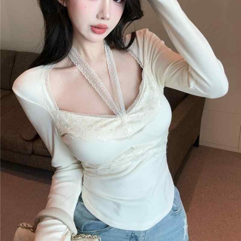 春 コーデ レディース ファッション オシャレ カワイイ シンプル きれいめ ナチュラル 上品カジュアル 婦人服 厚手 ベルベット 防寒 レース トップス ホルターネック インナーレイヤリング シャツ T
