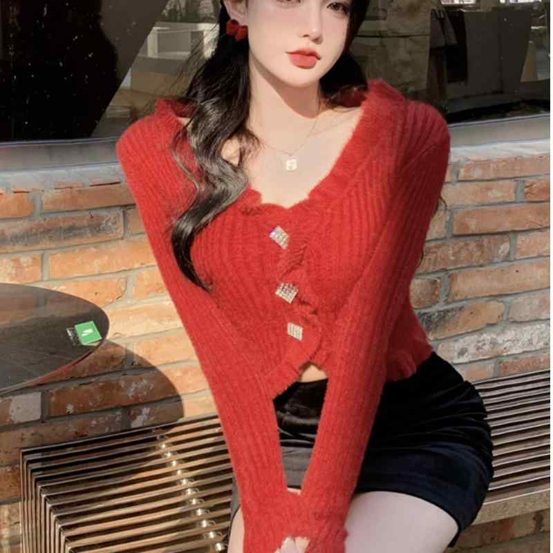 春 コーデ レディース ファッション オシャレ カワイイ シンプル きれいめ ナチュラル 上品カジュアル 婦人服 セーター デコルテ Vネック 長袖 トップス
