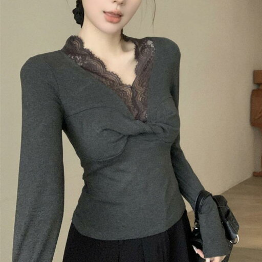 春 コーデ レディース ファッション オシャレ カワイイ シンプル きれいめ ナチュラル 上品カジュアル 婦人服 ツイスト レース Vネック 長袖 Tシャツ レイヤリング ウエスト フィット ニット トップス 春 コーデ レディース ファッション オシャレ カワイイ シンプル きれいめ ナチュラル 上品カジュアル 婦人服 ツイスト レース Vネック 長袖 Tシャツ レイヤリング ウエスト フィット ニット トップス