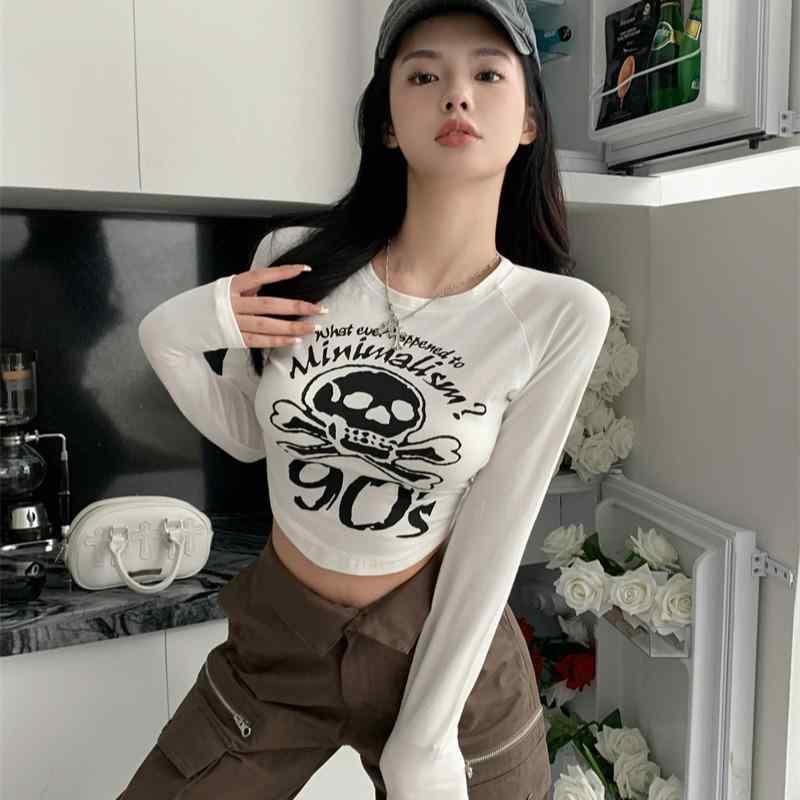 春 コーデ レディース ファッション オシャレ カワイイ シンプル きれいめ ナチュラル 上品カジュアル 婦人服 プリント 長袖 セクシー Tシャツ ホワイト アンダー トップス