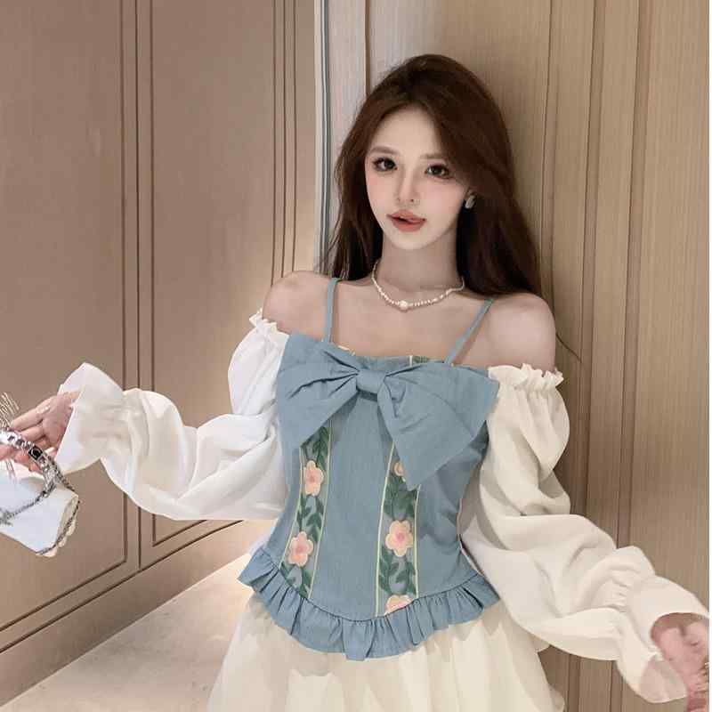 春 コーデ レディース ファッション オシャレ カワイイ シンプル きれいめ ナチュラル 上品カジュアル 婦人服 フレンチ デニム 立体 スイート スリム シャツ トップス