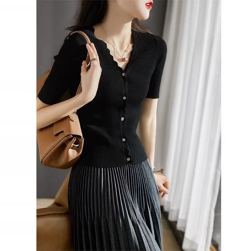 Rakuten - 春 コーデ レディース ファッション オシャレ カワイイ シンプル きれいめ ナチュラル 上品カジュアル 婦人服 レース Vネック 半袖 ニット カーディガン フェミニンスタイル 薄手 インナー トップス