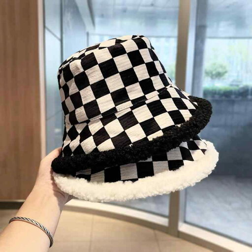 春 コーデ オシャレ 小物 アイテム レディース チェッカーボード フィッシャーマンハット バケットハット 女性用 秋 ラムスキン チェック柄 春 コーデ オシャレ 小物 アイテム レディース チェッカーボード フィッシャーマンハット バケットハット 女性用 秋 ラムスキン チェック柄