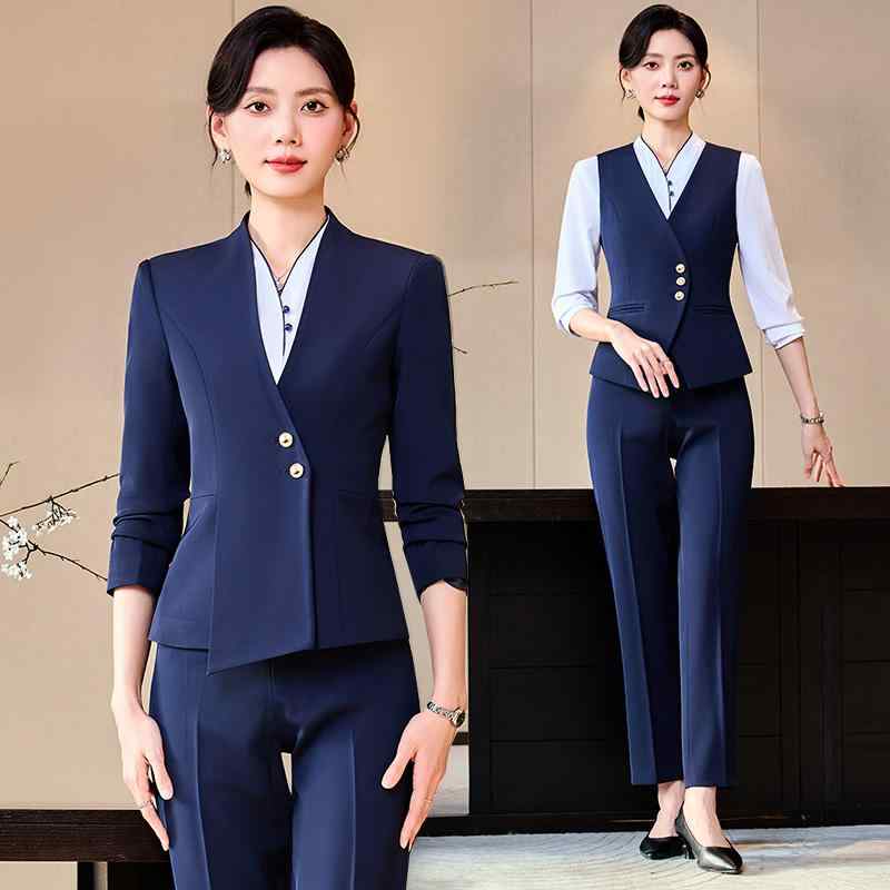 春 コーデ レディース ファッション オシャレ カワイイ シンプル きれいめ ナチュラル 上品カジュアル 婦人服 スーツ ホテル ユニフォーム フロントデスク