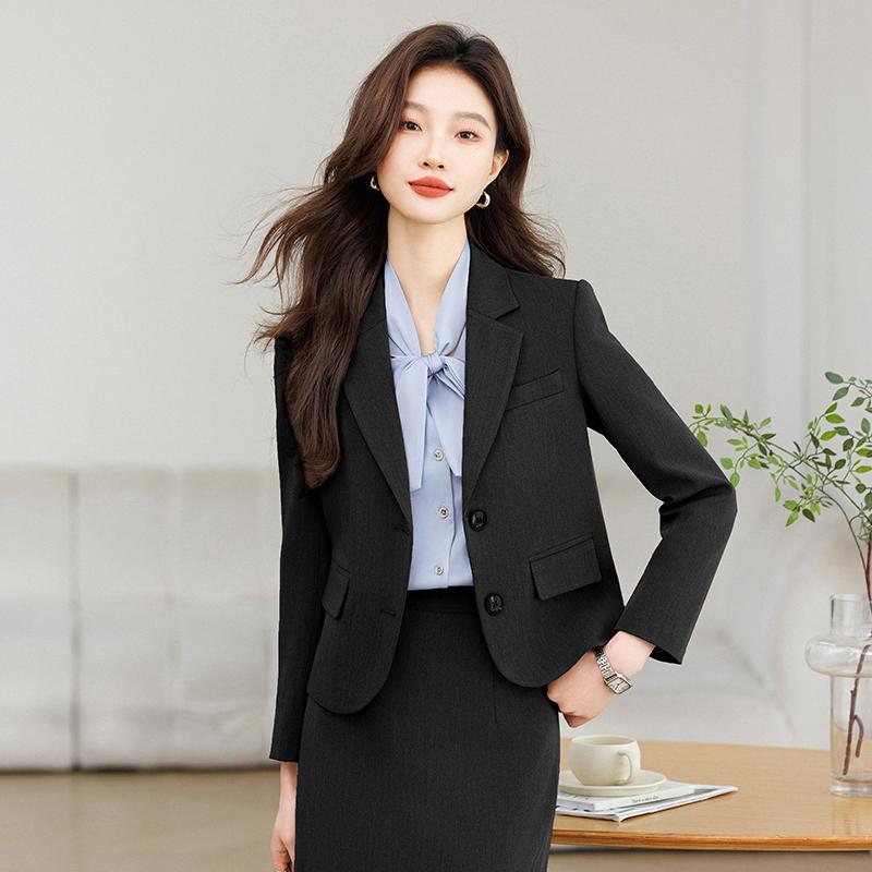 春 コーデ レディース ファッション オシャレ カワイイ シンプル きれいめ ナチュラル 上品カジュアル 婦人服 ブラック スーツ 面接ウェア フォーマルスーツ