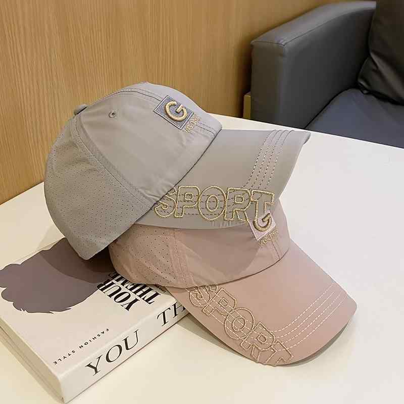 春 コーデ オシャレ 小物 アイテム レディース 夏　文字　速乾　キャップ　女性用　アウトドア　スポーツ　通気性　野球帽　ベースボール　キャップ　メンズ　薄型