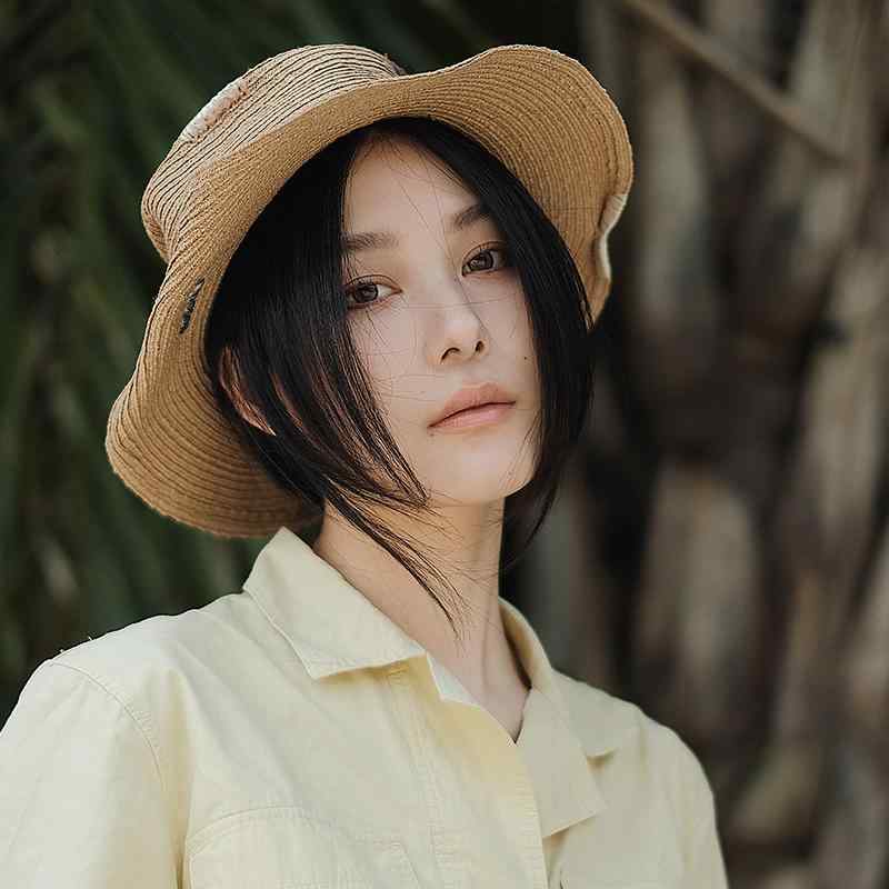 春 コーデ オシャレ 小物 アイテム レディース プリーツ形　ラフィア　麦わら帽子