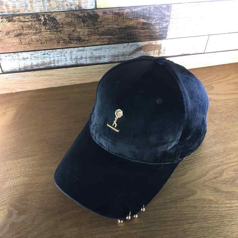 春 コーデ オシャレ 小物 アイテム レディース ダックビル　キャップ　カップル　ベルベット　野球帽　ベースボール　キャップ