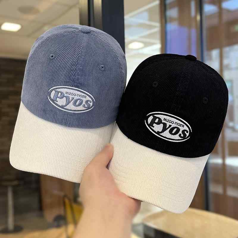 春 コーデ オシャレ 小物 アイテム レディース コーデュロイ　文字　カラー　野球帽　ベースボール　キャップ　ダックビル　キャップ