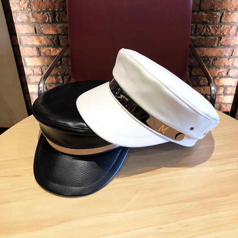 春 コーデ オシャレ 小物 アイテム レディース アメリカン　M　レザー　キャップ　フラットトップ　ハット　つば有り　帽子　キャップ　ベレー帽　八角形