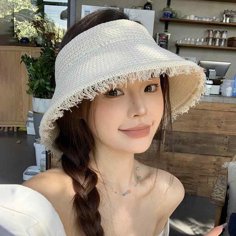 春 コーデ オシャレ 小物 アイテム レディース 女性用　夏　海辺　サンハット　加工　つば広　トップ　麦わら帽子