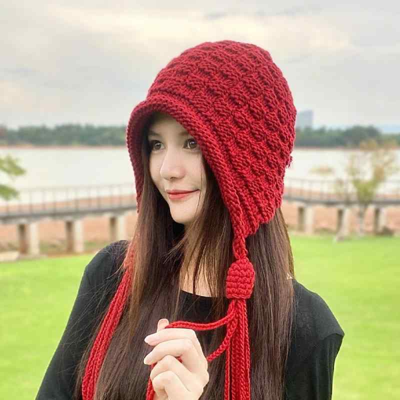 春 コーデ オシャレ 小物 アイテム レディース アウトドア　旅行用　編み込み　タッセル　プルオーバー　ハット　耳保護　ヘッド　バンド　女性用　　ウール