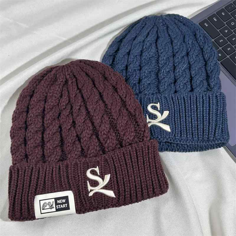 春 コーデ オシャレ 小物 アイテム レディース ツイスト　ニット帽　キャップ　男女兼用　秋　ウール　プルオーバー