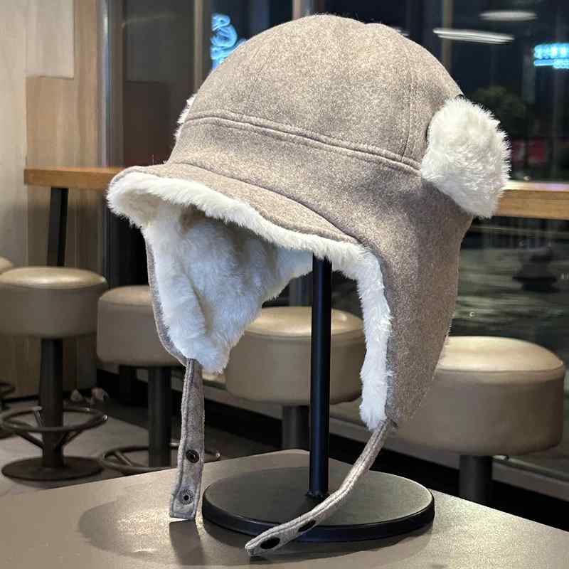 春 コーデ オシャレ 小物 アイテム レディース 女性用　アウトドア　スキー　耳保護