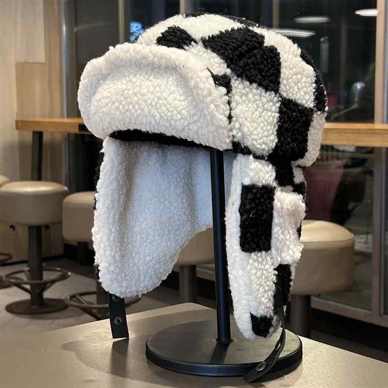 春 コーデ オシャレ 小物 アイテム レディース ラムスキン　チェッカーボード　グレー　フロント　ハッ..