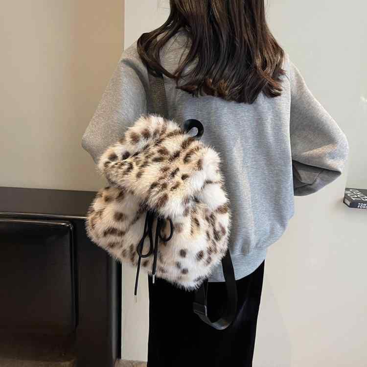 レディース 鞄 カバン バック ファッション オシャレ アイテム 小物 かわいい ヒョウ柄 イミテーションファー リュックサック バックパック カジュアル レトロ ファーバッグ