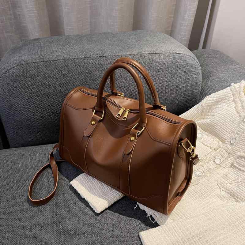 レディース 鞄 カバン バック ファッション オシャレ アイテム 小物 ハイエンド ボストンバッグ 大容量 クロスボディ バッグ カジュアル ライダース ショルダー バッグ