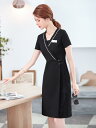 春 コーデ レディース ファッション オシャレシンプル きれいめ ナチュラル 上品カジュアル 女性用 婦人服 黒 ドレス 女性 夏 半袖 ウェア Vネック ミドル丈 スカート 美容師 ジュエリーショップ