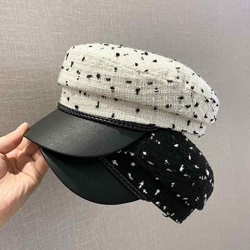 春 コーデ オシャレ 小物 アイテム レディース 　レトロ　革　つば有り　帽子　キャップ　フラットトップ　ハット　女性用　ベレー帽