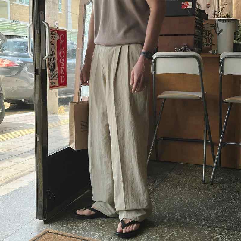 メンズ ファッション 服 男性用 オシャレ シンプル 大人 かっこいい ストリート カーキ カジュアル パンツ 夏 薄手 ゆったり ストレート ワイド レッグ 快適 ドレープ ズボン