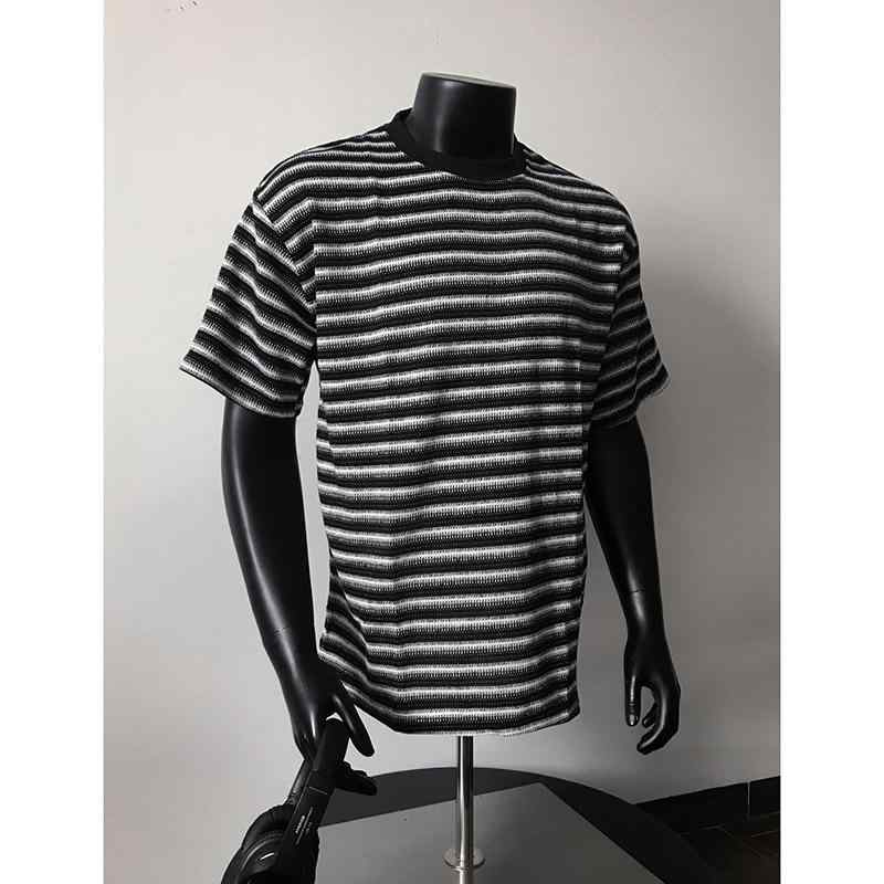 Rakuten - メンズ ファッション 服 男性用 オシャレ シンプル 大人 かっこいい ストリート 大きいサイズ カップル兼用 黒 白 ストライプ ニット 半袖 男女兼 夏 アメリカン レトロ Tシャツ トップス