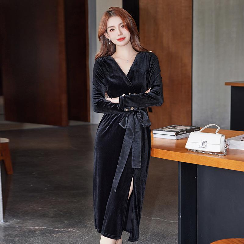 夏コーデ レディース ファッション 服 オシャレ カワイイ 女性用 シンプル 大人カワイイ 大きいサイズ 婦人服 フレンチ ブラック ドレス ハイエンド ベルベット Vネック 長袖 スカート