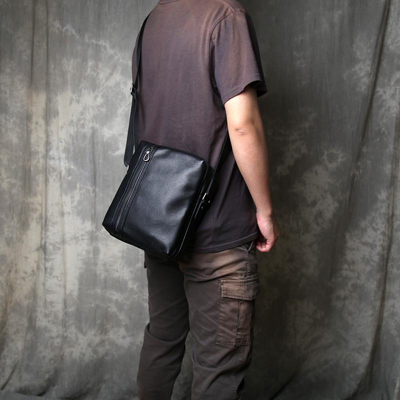 メンズ 鞄 カバン バック ファッション オシャレ アイテム 小物 メンズ 縦型 レザーショルダー バッグ ..