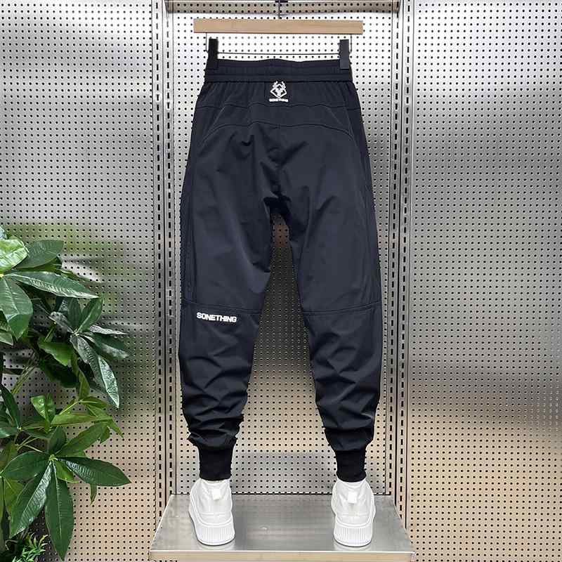 メンズ ファッション 服 男性用 オシャレ シンプル 大人 かっこいい ストリート 秋　冬コーデ カジュアル パンツ ゆったり スポーツ パンツ 速乾 スウェット パンツ