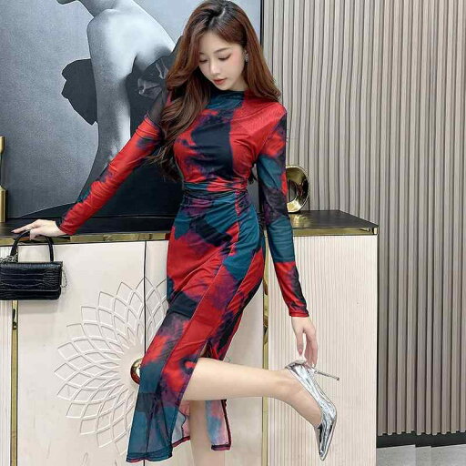 ファッション 服 オシャレ カワイイ シンプル 大カワイイ サイズ 婦服 赤 花 ドレス 韓国 スタイル レトロ プリーツ ヒップ カバー タイダイ柄 スリット 長袖 ファッション 服 オシャレ カワイイ シンプル 大カワイイ サイズ 婦服 赤 花 ドレス 韓国 スタイル レトロ プリーツ ヒップ カバー タイダイ柄 スリット 長袖