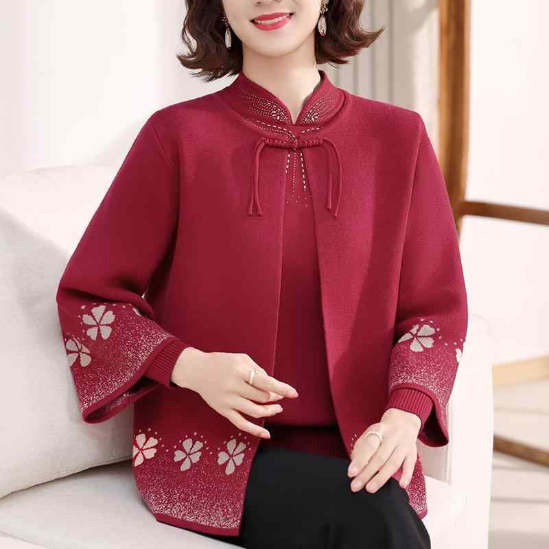春 コーデ レディース ファッション オシャレ カワイイ シンプル きれいめ ナチュラル 上品カジュアル 婦人服 赤 セーター コート ドレス ゆったり