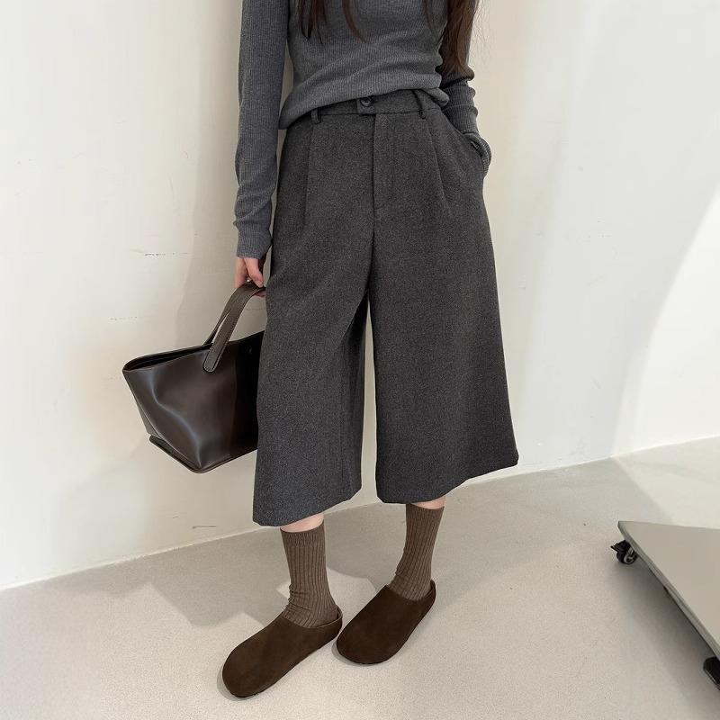 春 コーデ レディース ファッション オシャレ カワイイ シンプル きれいめ ナチュラル 上品カジュアル 婦人服 ベルベット ウール ワイドレッグ パンツ ゆったり スリム カジュアル スーツ