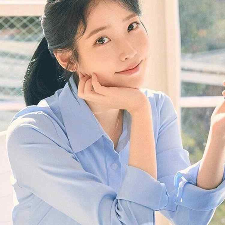 春 コーデ レディース ファッション オシャレ カワイイ シンプル きれいめ ナチュラル 上品カジュアル 婦人服 ブルー 日焼け防止 シャツ ハイエンド カジュアル トップス