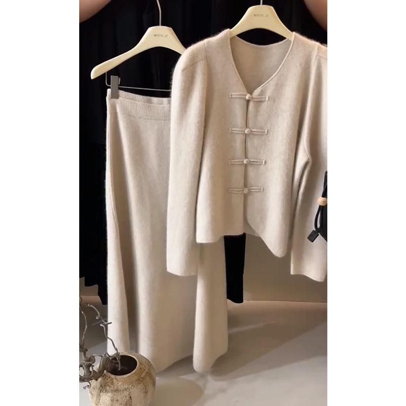 レディース ファッション 服 オシャレ カワイイ シンプル 大人カワイイ 大きいサイズ 秋服装 タイプ ニット トップス スカート スーツ ..