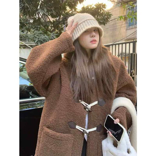 レディース ファッション 服 オシャレ カワイイ シンプル 大人カワイイ 大きいサイズ 韓国 スタイル ソフトブラウン ホーンボタン コート 冬 ハイエンド ラムズウール レディース ファッション 服 オシャレ カワイイ シンプル 大人カワイイ 大きいサイズ 韓国 スタイル ソフトブラウン ホーンボタン コート 冬 ハイエンド ラムズウール