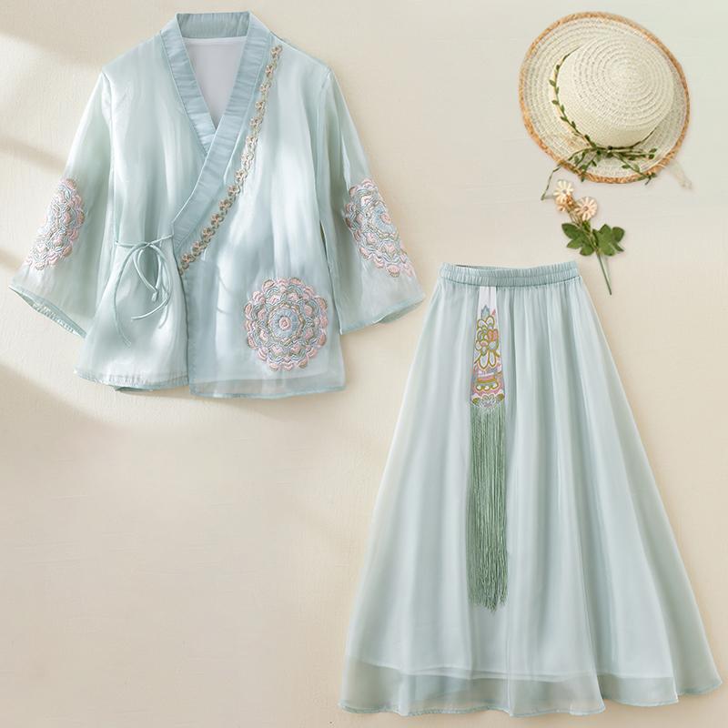 Women's fashion clothing, stylish, cute, simple, mature and cute, plus sizes, organza, Korean traditional clothing, top, V-neck, lace-up, brown, cardigan, autumn.