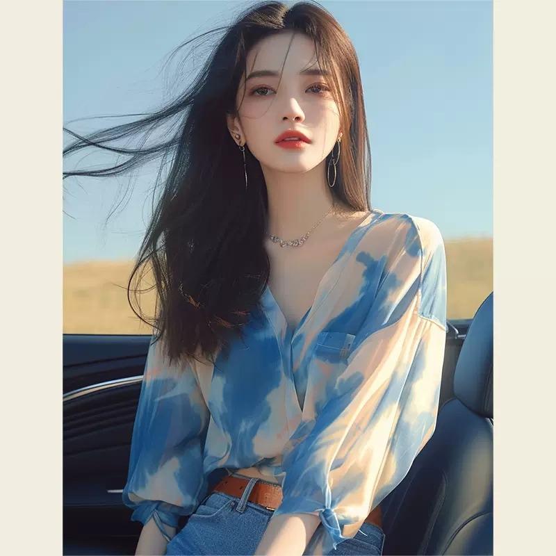 秋服 レディース ファッション オシャレ カワイイ シンプル 大人カワイイ 大きいサイズ トップス ハイエンド ブルー Vネック タイダイ柄 シャツ